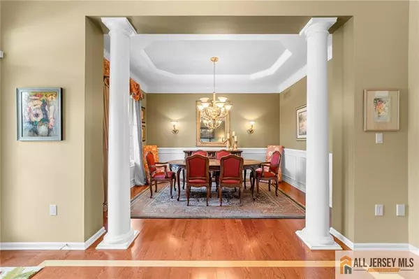 Monroe, NJ 08831,8 Tamarack RD