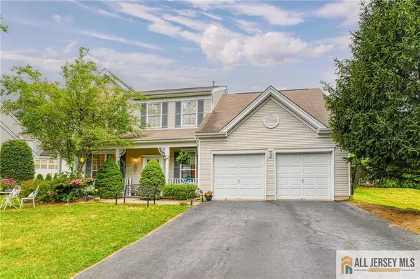 17 Hyde Park DR, East Brunswick, NJ 08816