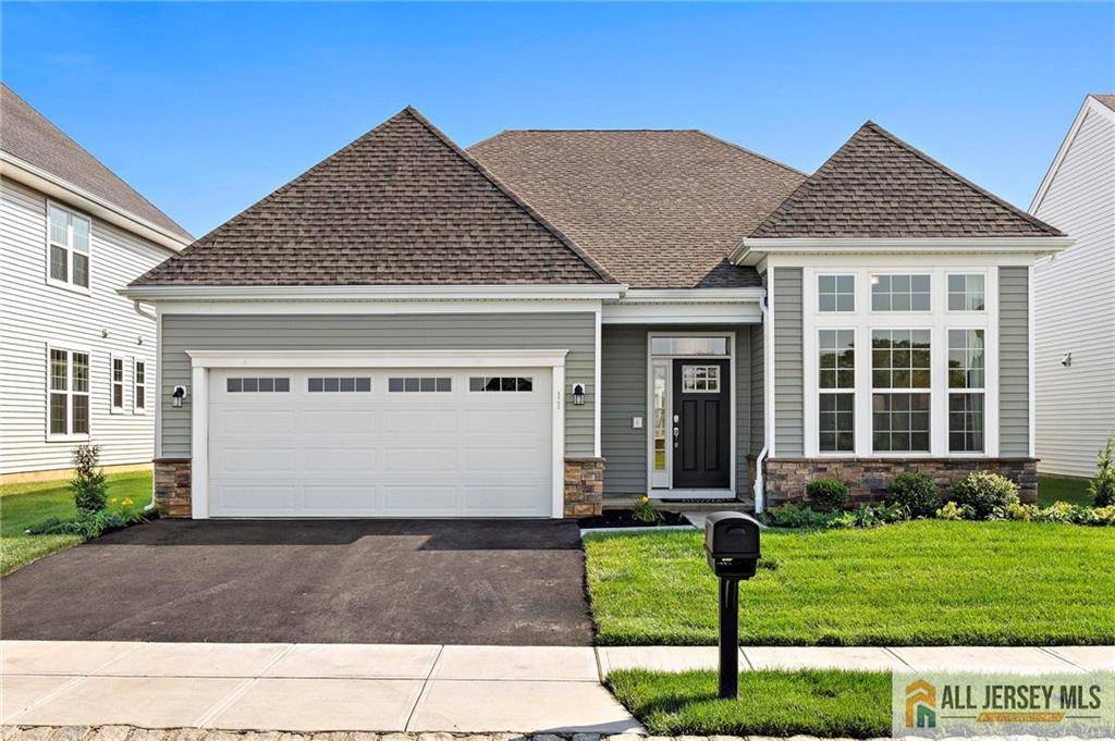 11 Galerie CT, Monroe, NJ 08831