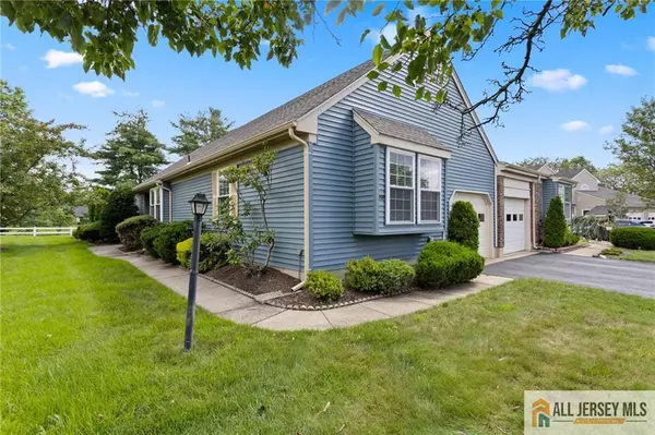 29 Ethan Allen DR #b, Monroe, NJ 08831