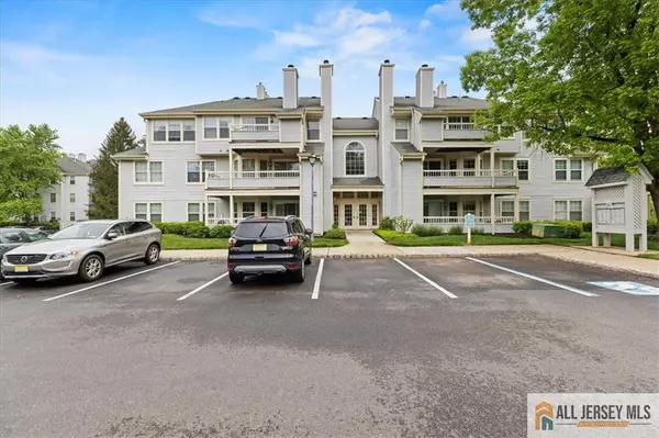 202 Salem CT #11, West Windsor, NJ 08540