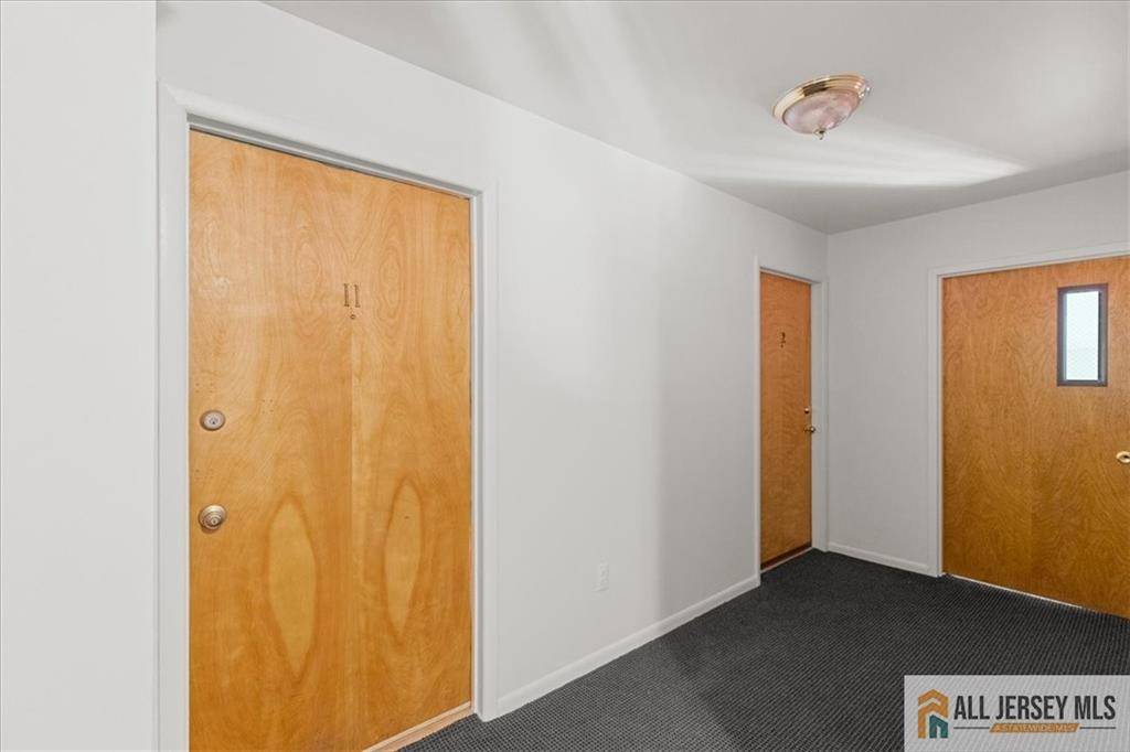 West Windsor, NJ 08540,202 Salem CT #11