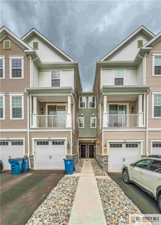 204 Honeysuckle LN, Warren, NJ 07059