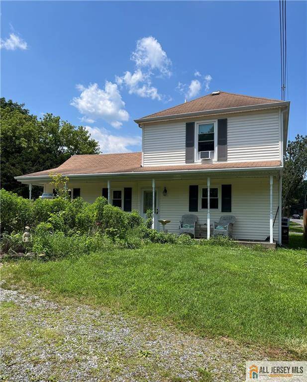 107 Readington RD, Readington, NJ 08889