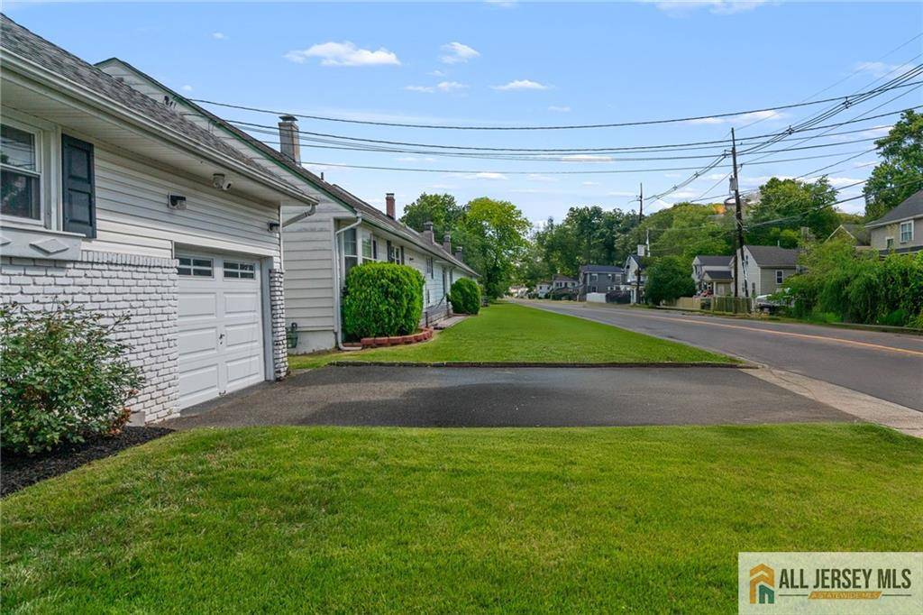 Iselin, NJ 08830,119 Brown AVE