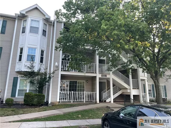 38 Brighton WAY, North Brunswick, NJ 08902