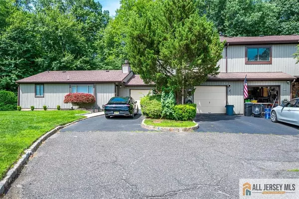 76 Letts CT #167, Old Bridge, NJ 07747