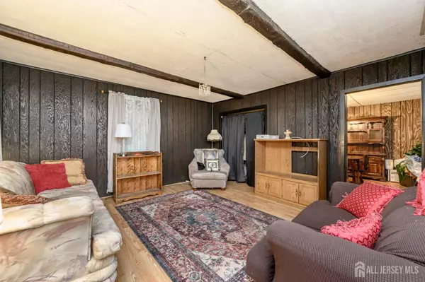 Helmetta, NJ 08828,45 Lake AVE