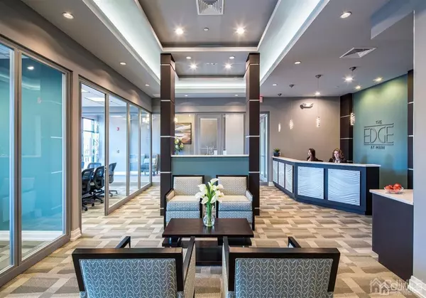 Somerville, NJ 08876,125 W Main ST #428