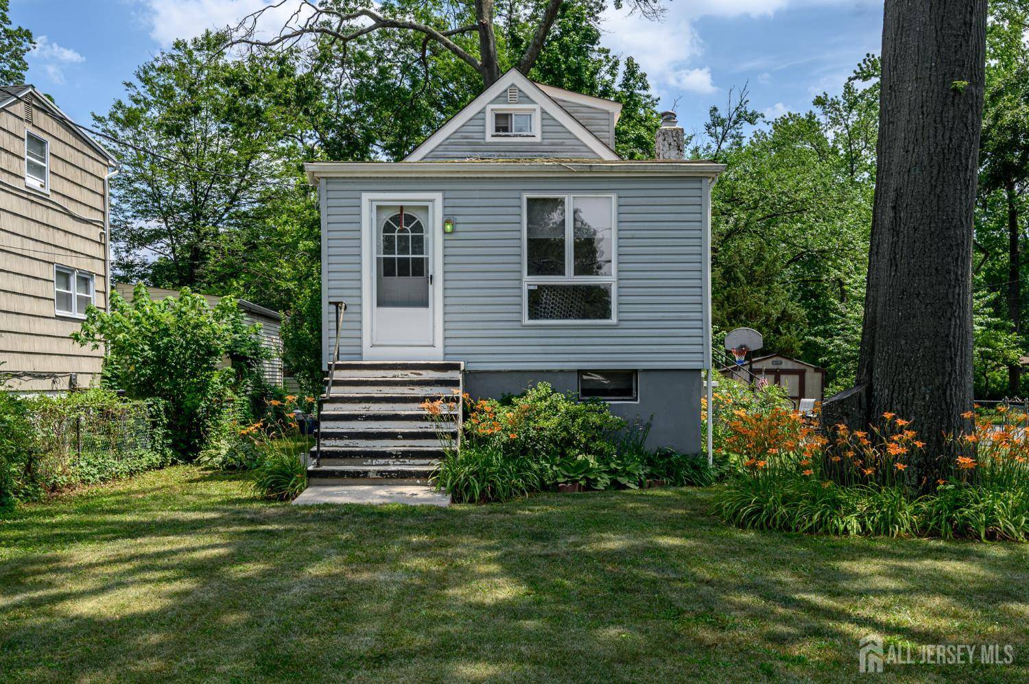 1650 Holly RD, North Brunswick, NJ 08902