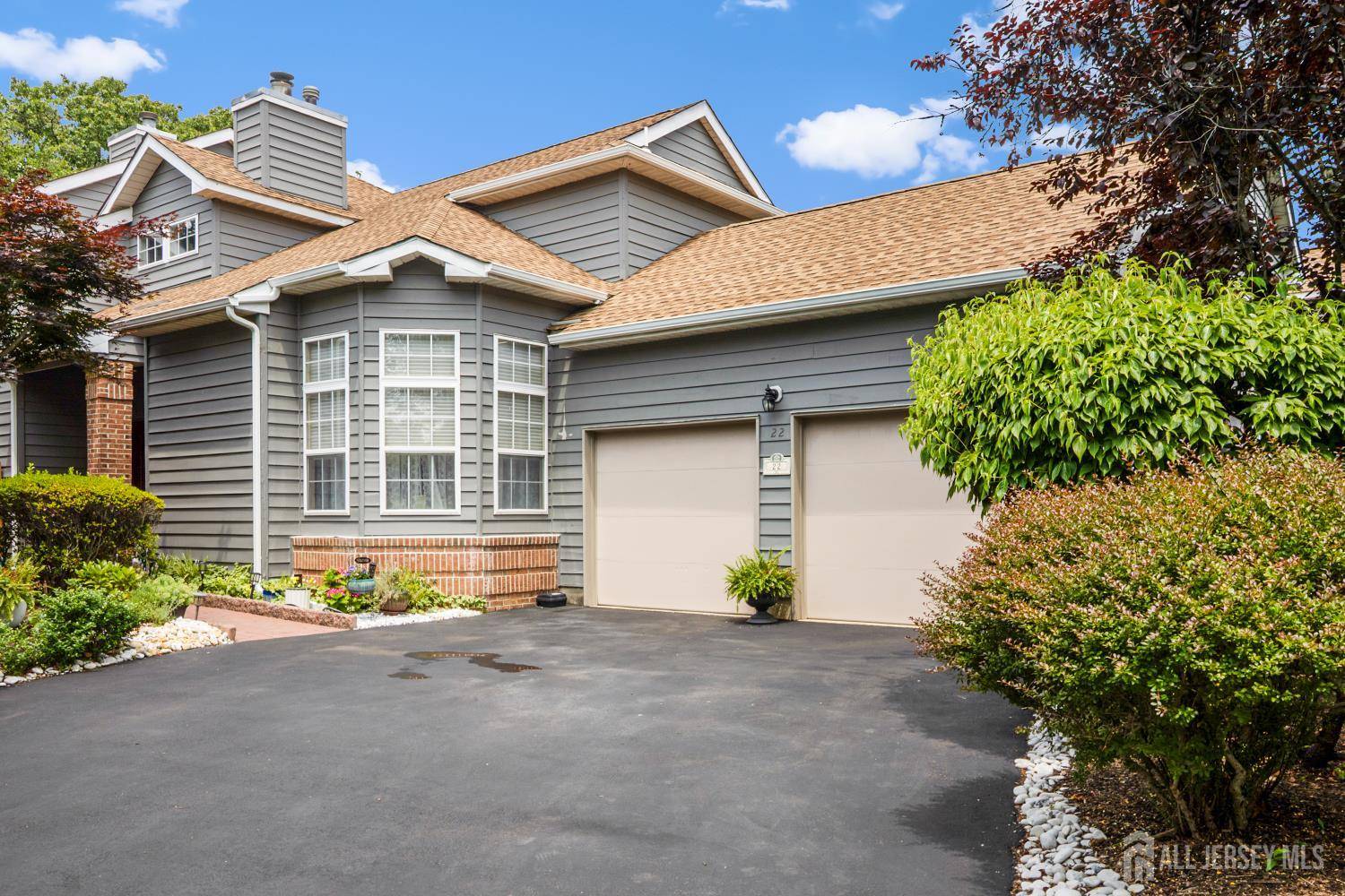 22 Fairway BLVD, Monroe, NJ 08831