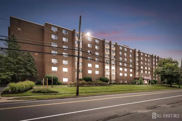 Ewing, NJ 08628,860 Lower Ferry RD #6D