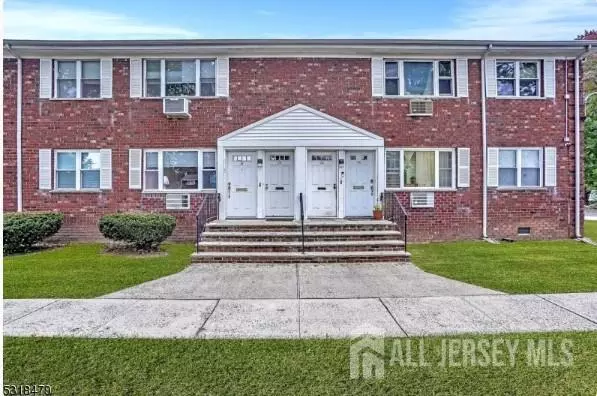 12 Gramercy GDNS #A, Middlesex, NJ 08846