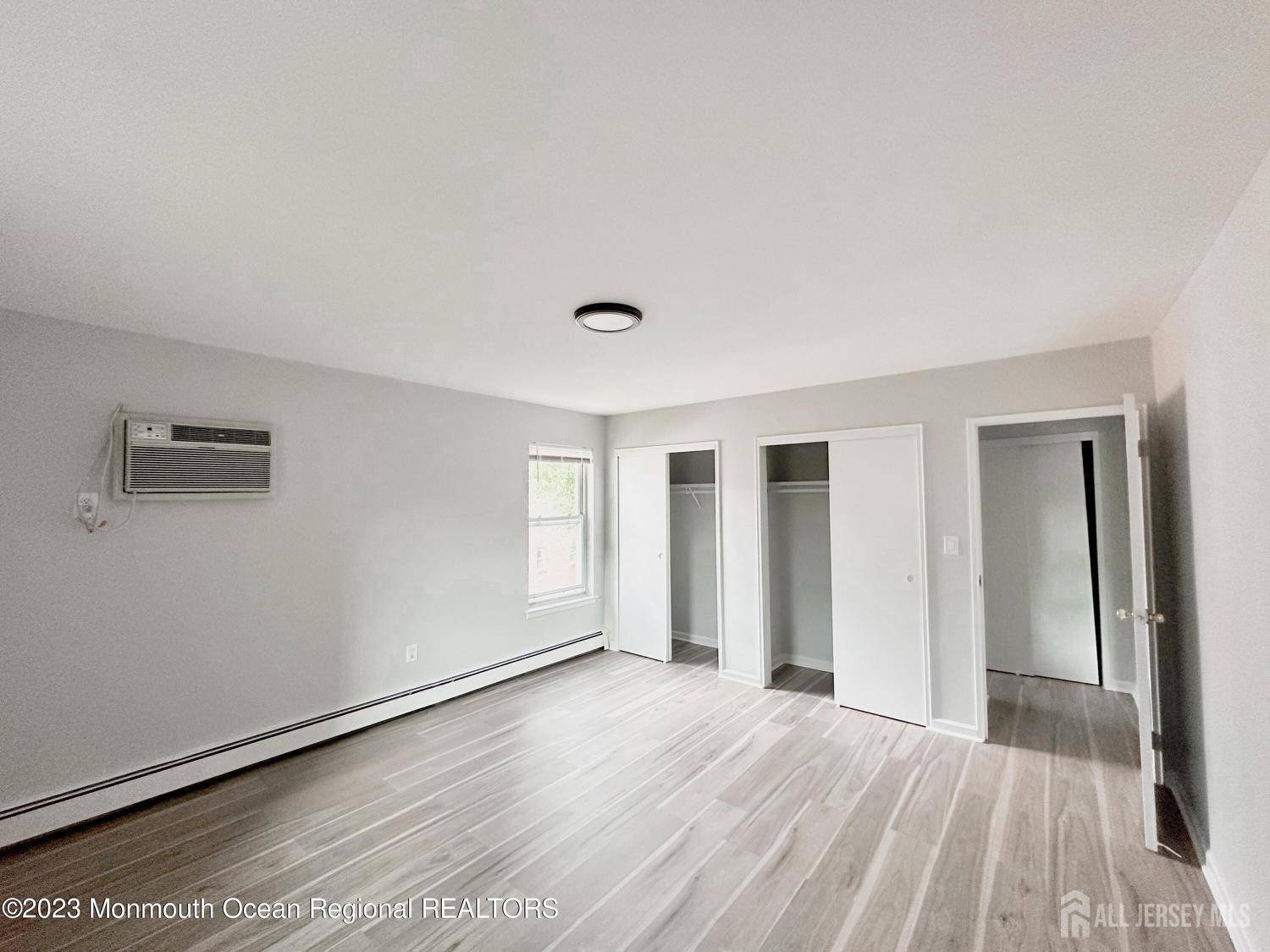 Spotswood, NJ 08884,289 Main ST #6k