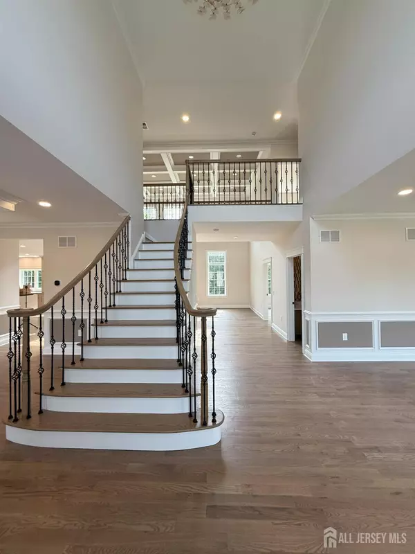 South Brunswick, NJ 08852,2 Joye LN