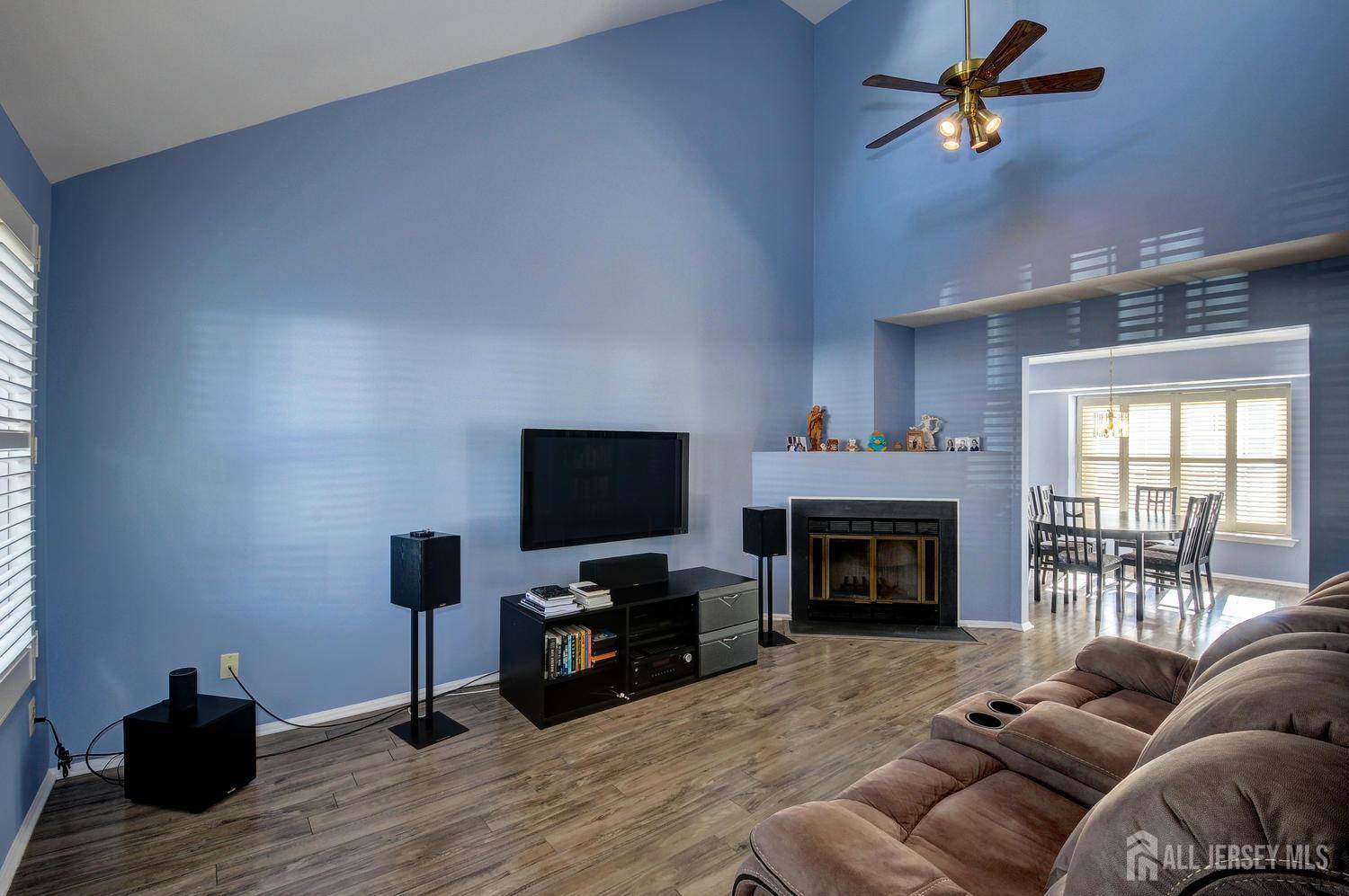 Franklin, NJ 08873,277 Edgeware CT