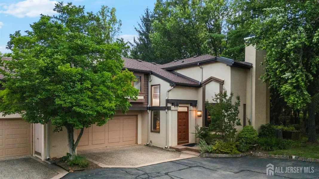 473 E Sayre DR, Plainsboro, NJ 08540