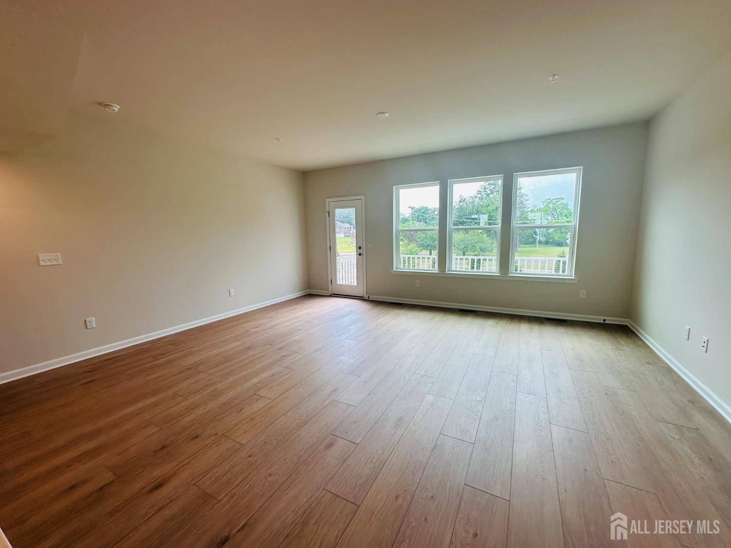 Oceanport, NJ 07757,78 Driftwood CIR