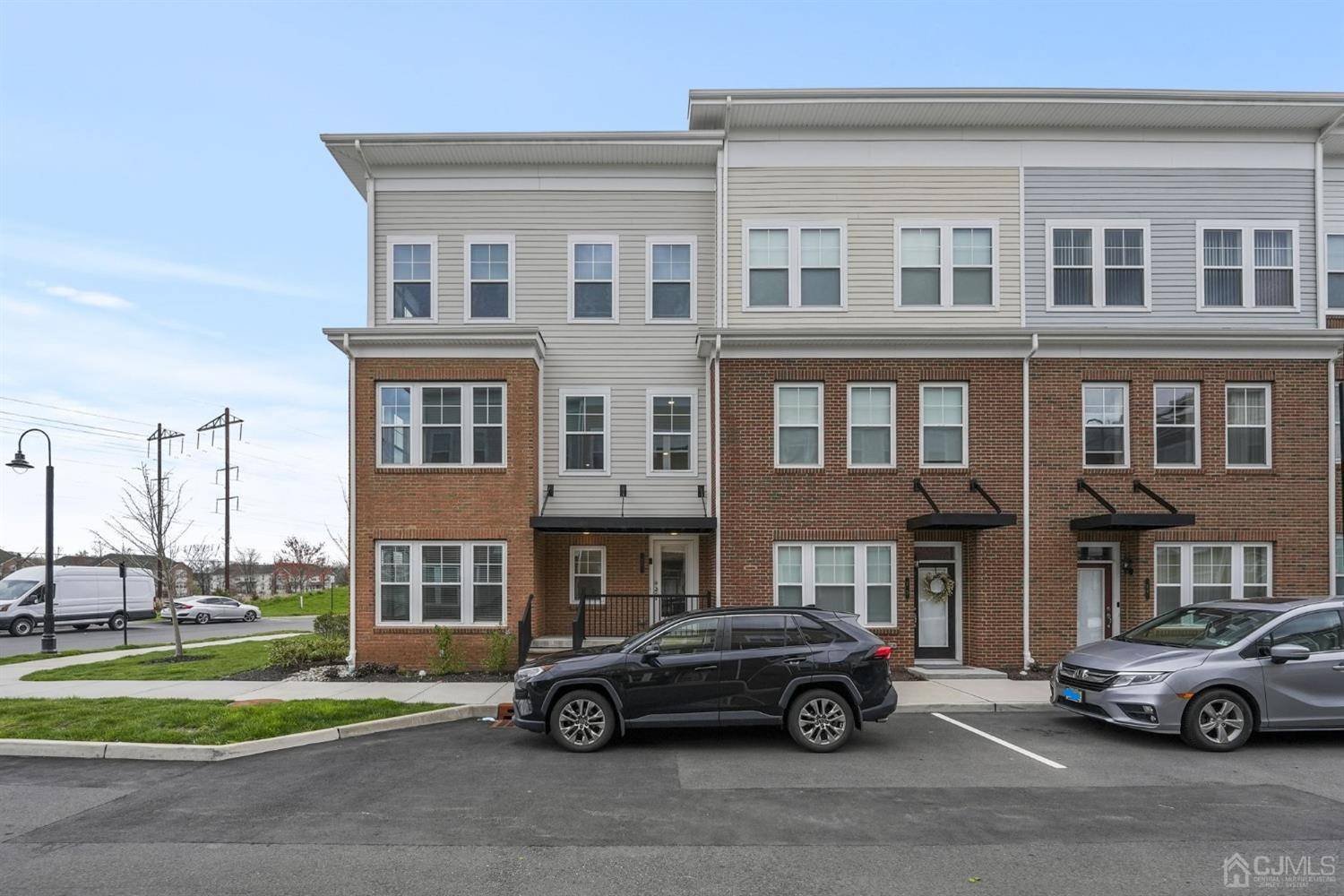77 Cannon ST, North Brunswick, NJ 08902