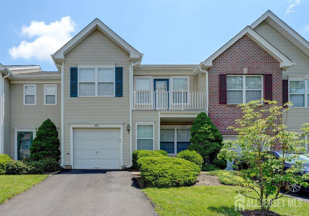 102 Berkshire DR, South Brunswick, NJ 08540