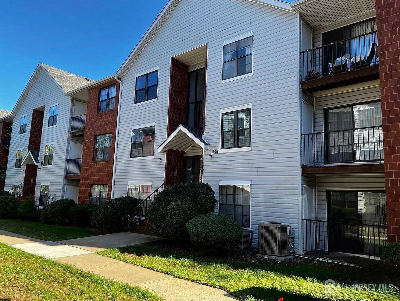 Edison, NJ 08817,92 Keystone CT