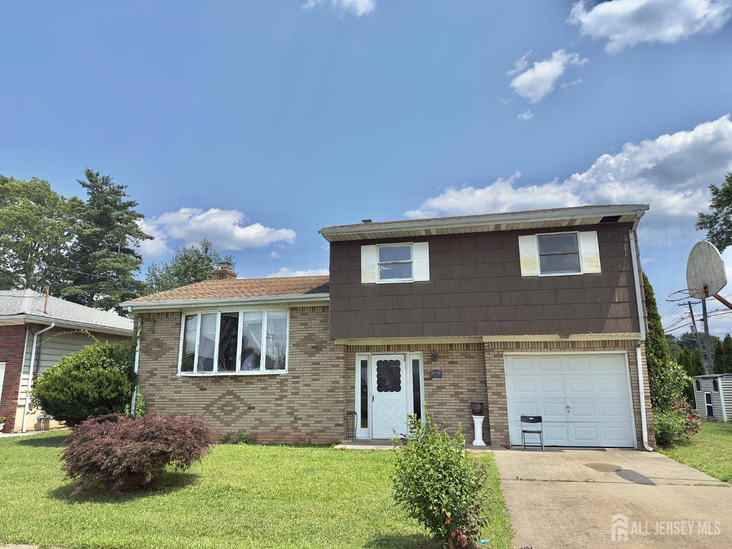 10 Van Buren AVE, Carteret, NJ 07008