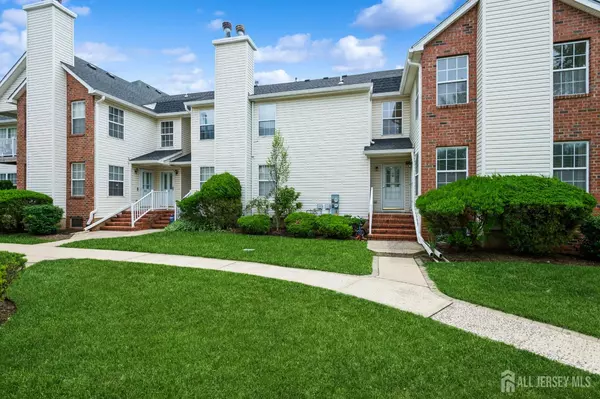 170 Vasser DR, Piscataway, NJ 08854