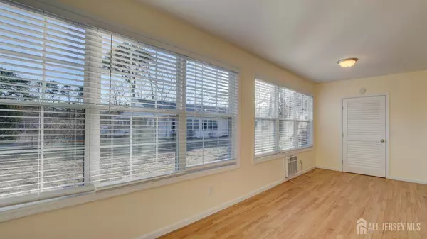 Toms River, NJ 08757,3 Cypress ST #c