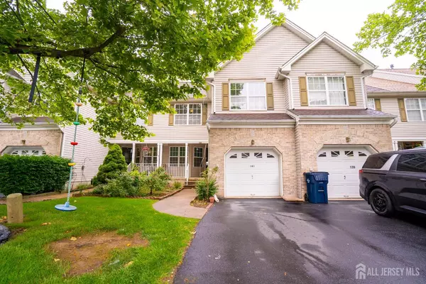 North Brunswick, NJ 08902,141 Briarwood DR