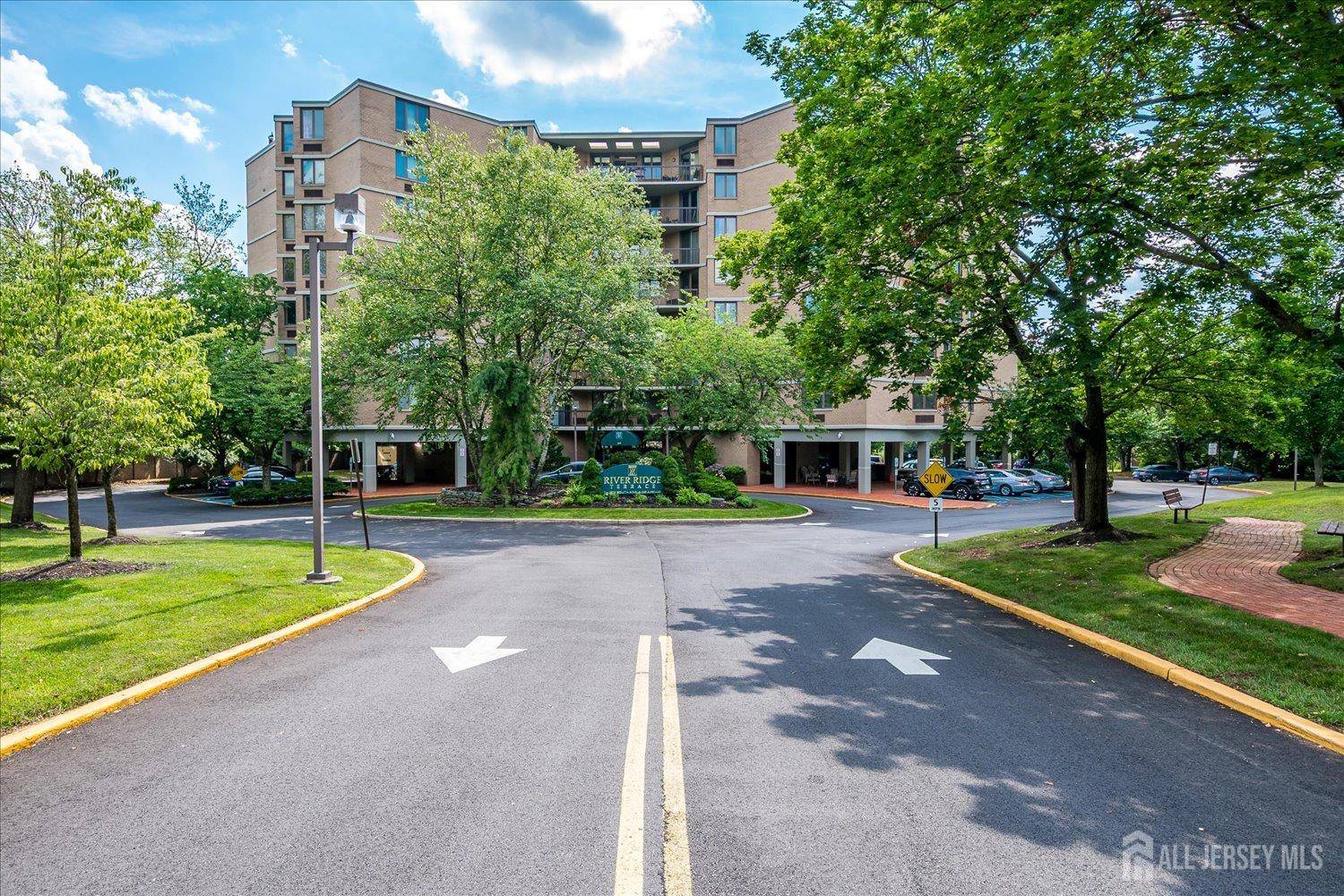 30 S Adelaide AVE #8L, Highland Park, NJ 08904