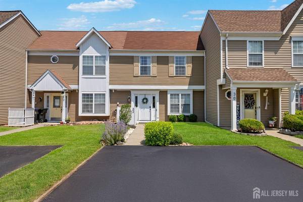 32 Crandall DR, East Brunswick, NJ 08816