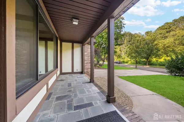 Sayreville, NJ 08859,39 Miara ST