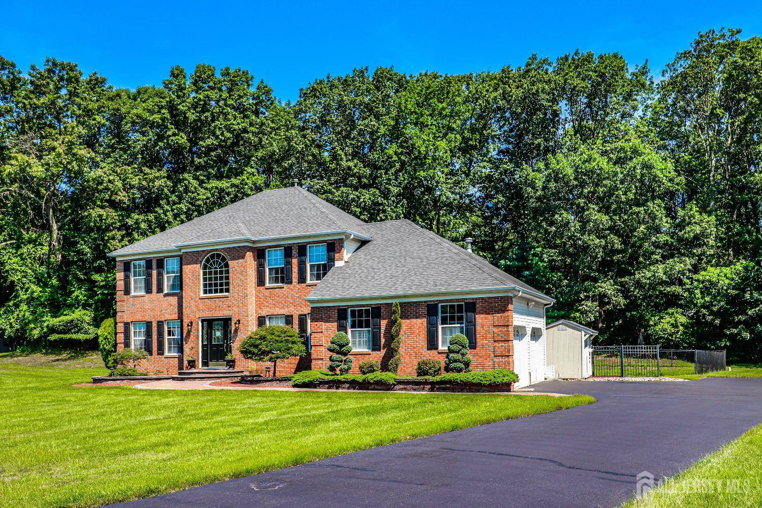 Freehold, NJ 07728,171 Windswept LN