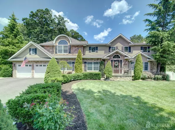 7 Willis CT, East Brunswick, NJ 08816