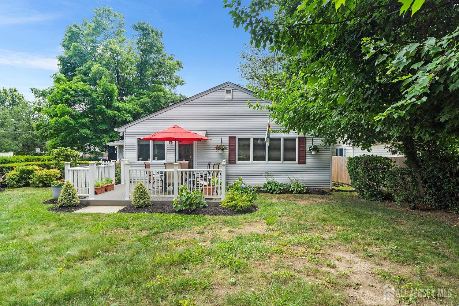 East Brunswick, NJ 08816,13 Quincy RD
