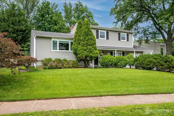 Edison, NJ 08837,6 Zaydee DR