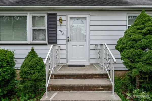Rahway, NJ 07065,958 Apgar TER