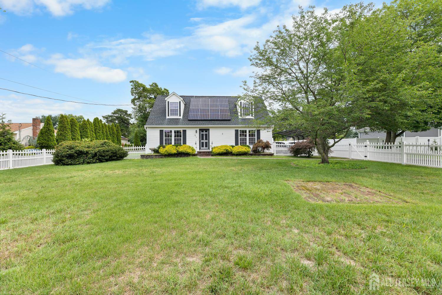 12 Liberty ST, Old Bridge, NJ 08857