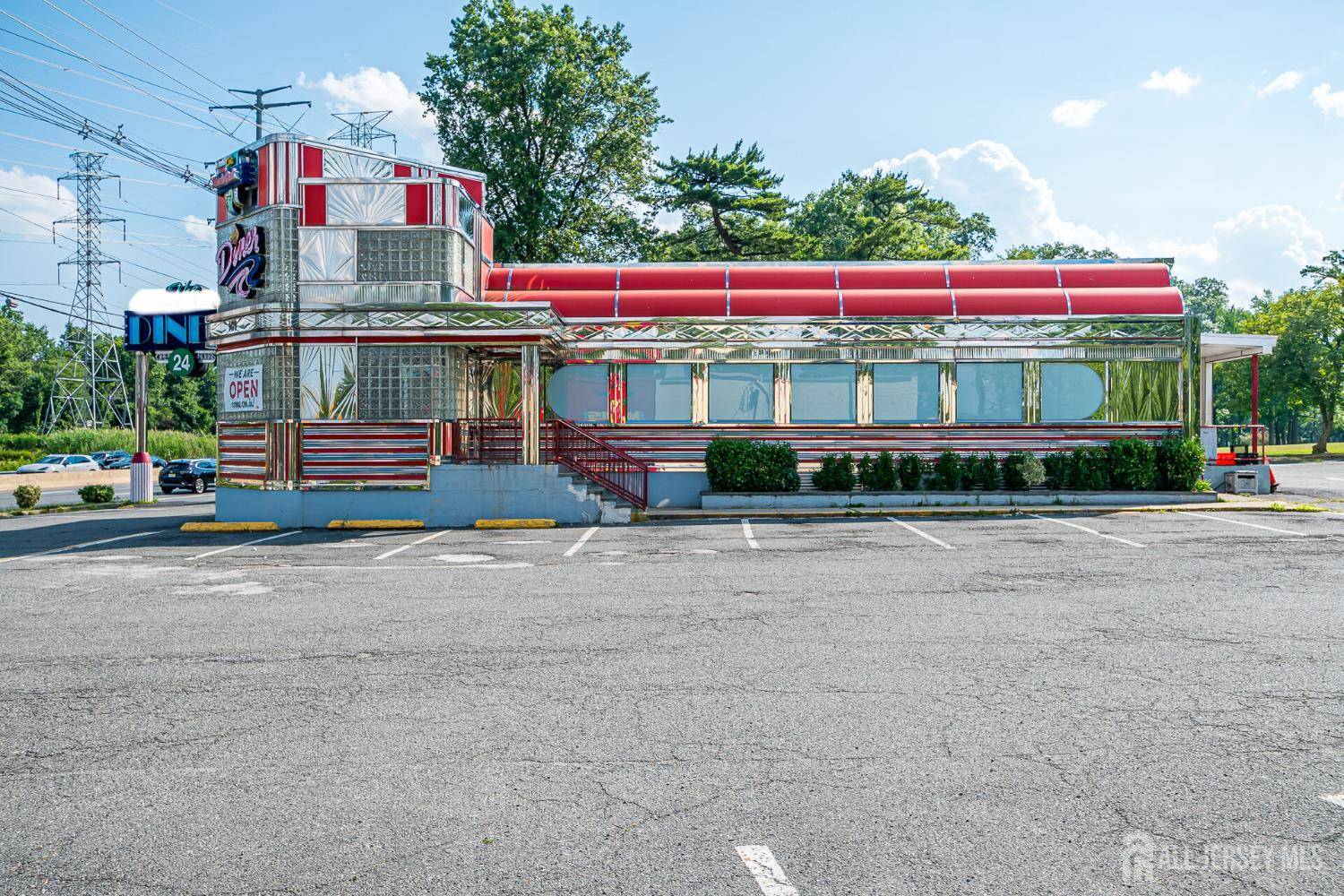 Edison, NJ 08837,1475 U.S. Route 1 HWY