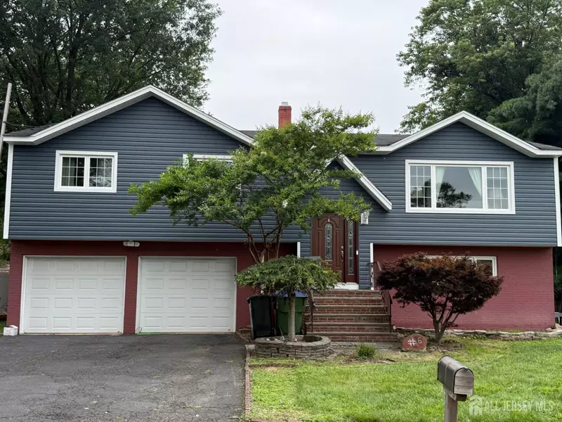 6 Marc CT, Edison, NJ 08820