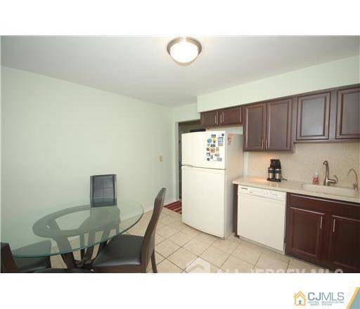 Sayreville, NJ 08872,4 Tiger Lilly CT