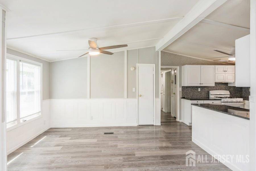 Manalapan, NJ 07726,21 Forest DR