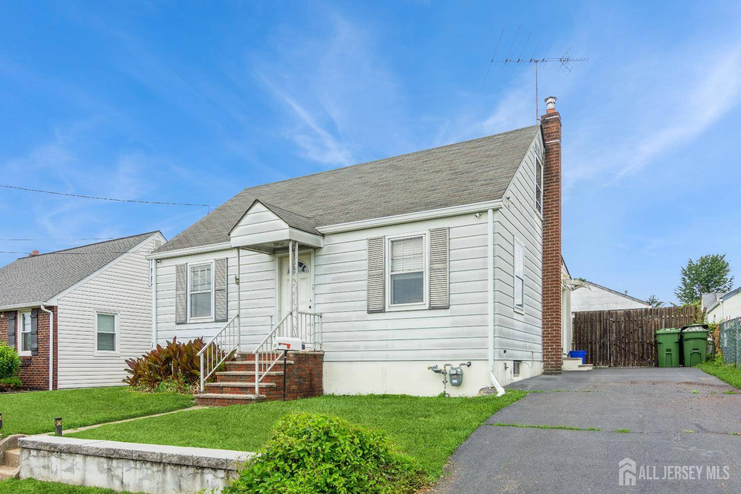 South Amboy, NJ 0808,158 liberty st ST