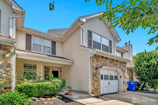 122 Salem RD, North Brunswick, NJ 08902