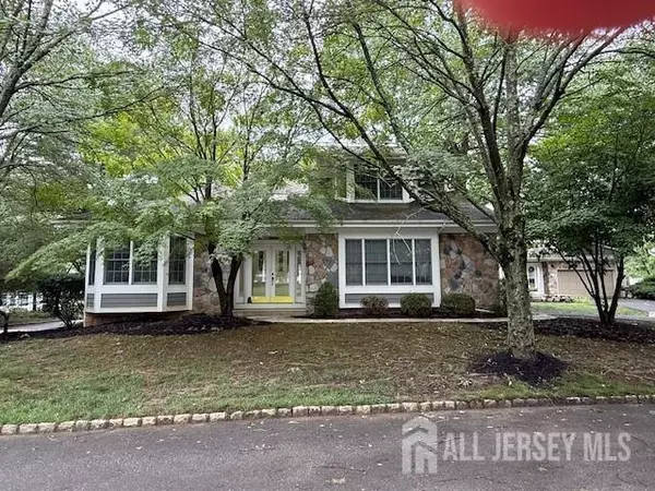 1 CRANBERRY CT, South Brunswick, NJ 08540