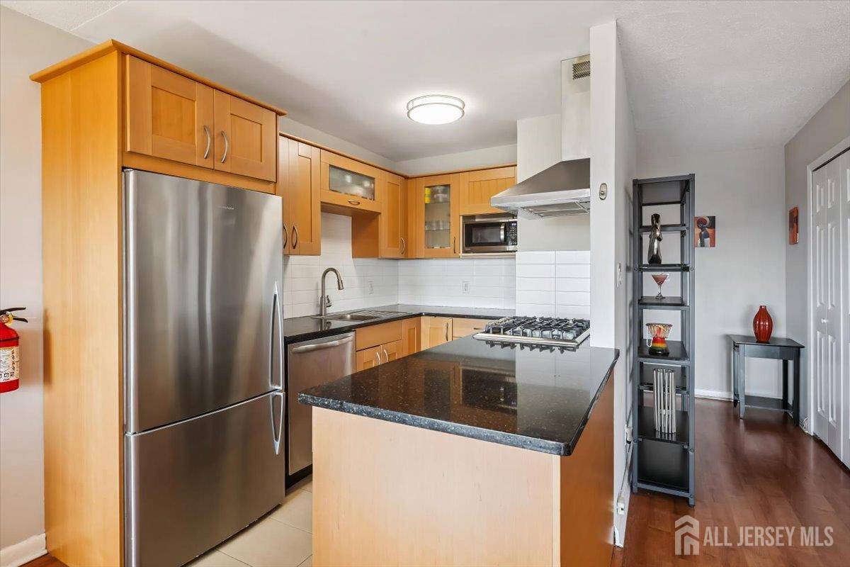 Hackensack, NJ 07601,150 OVERLOOK AVE #15 E