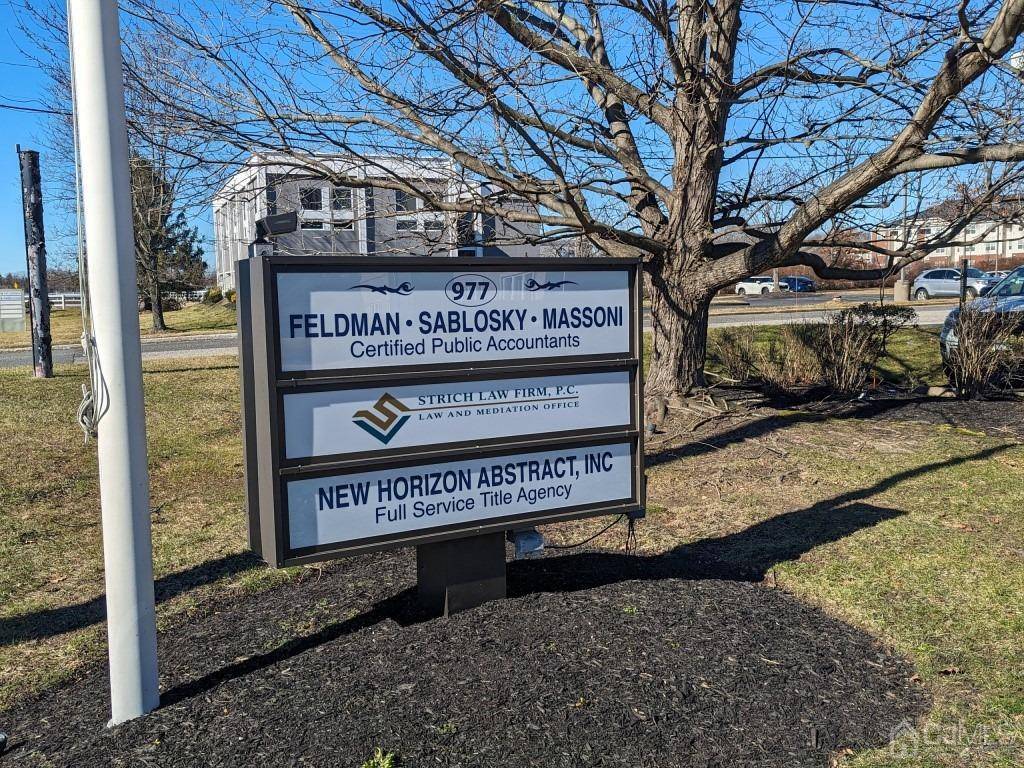 Monroe, NJ 08831,977 W State Route 33 W