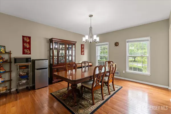 South Brunswick, NJ 08852,7 Joda CT