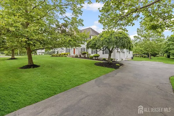 South Brunswick, NJ 08852,7 Joda CT