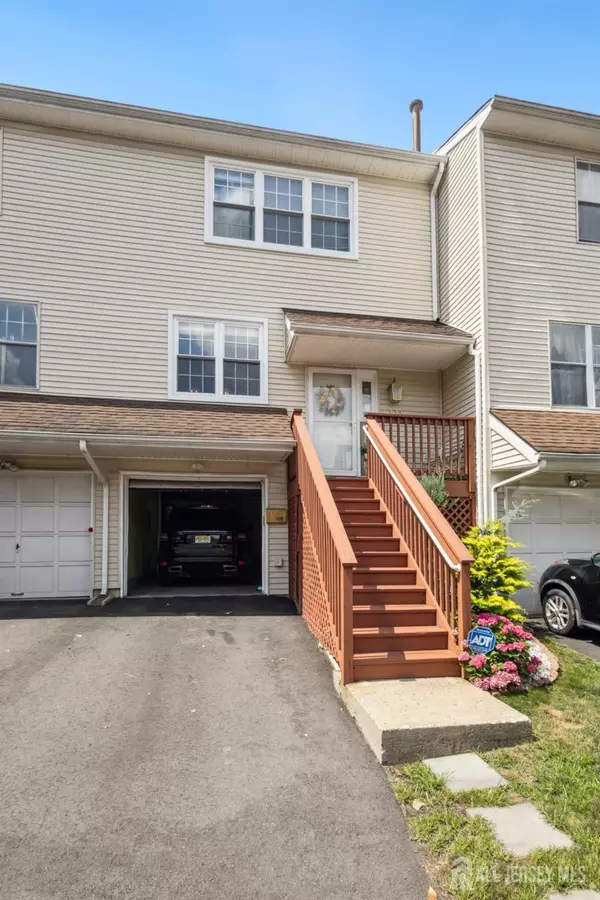 124 Lawrence ST, New Brunswick, NJ 08901